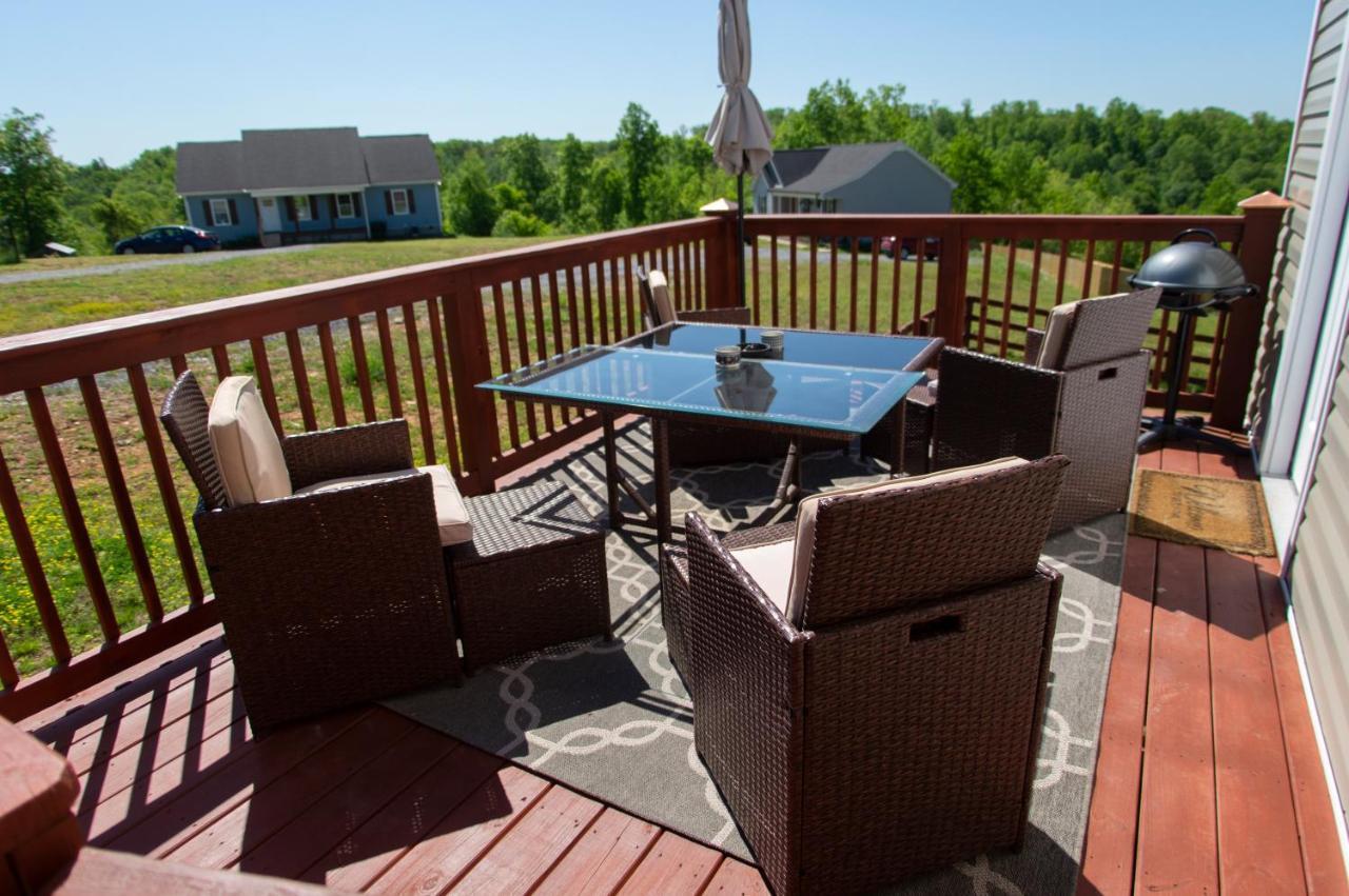 Great Little Guest Suite With Private Entry & Deck! Pet Friendly & 30 Mins To Nashville! Ashland City Bagian luar foto